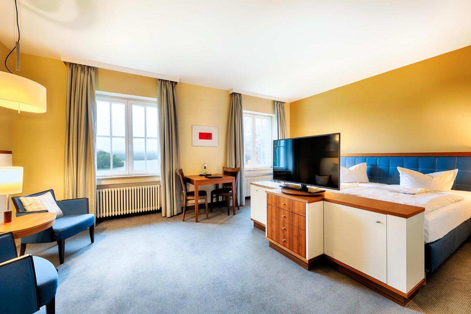 One-Bedroom Apartment,1615645837:JPEG